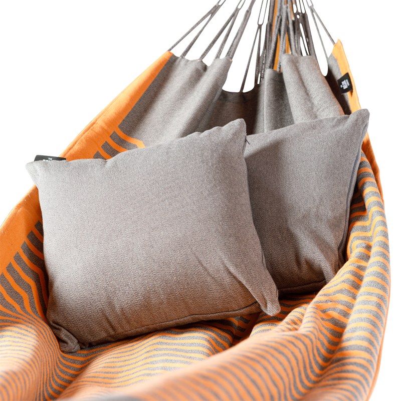 LUILAK_DETAILS-2025-04-01-HR-030